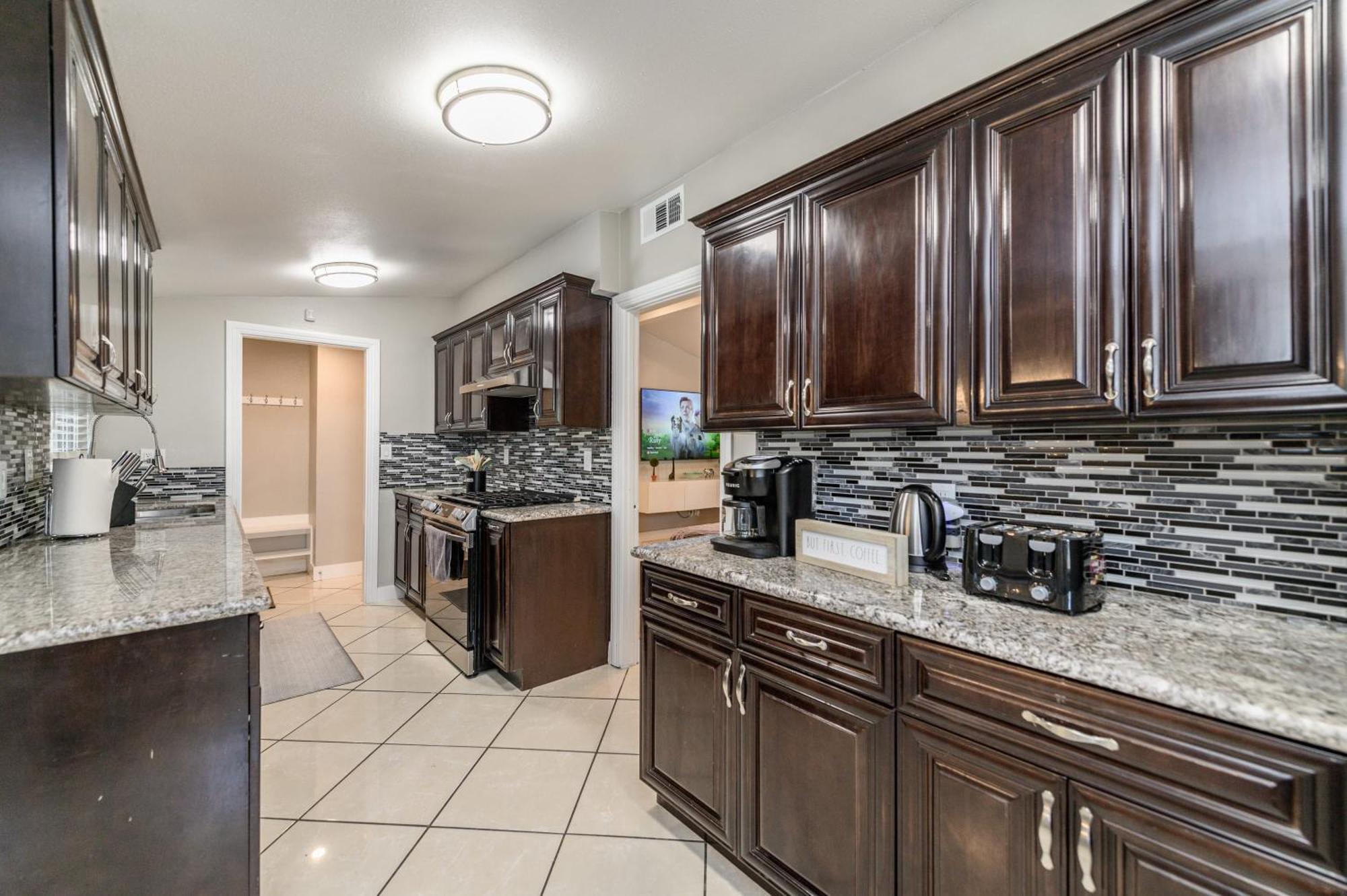 Disneyland Dream Villa 5 Bedroom 3 Bath Theater Games Pool Table Анахайм Екстериор снимка
